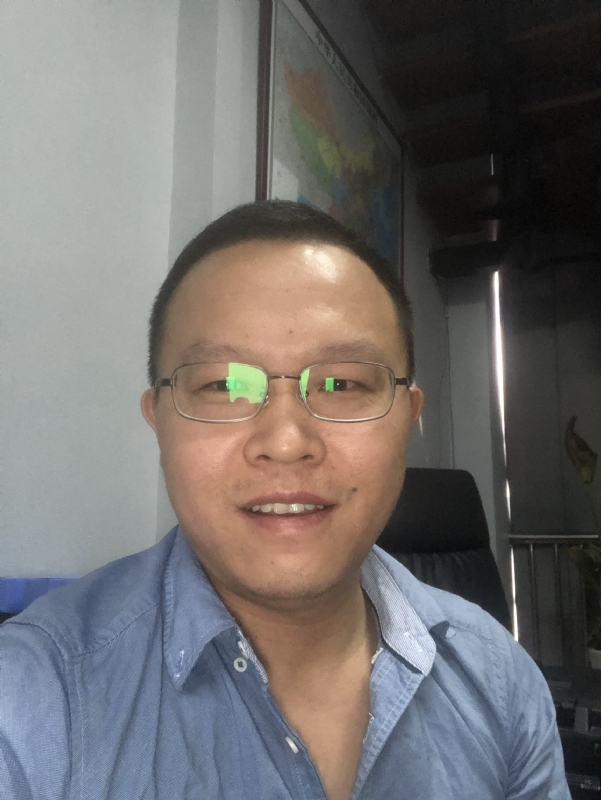 小吴的第一张照片--义乌认干亲服务网